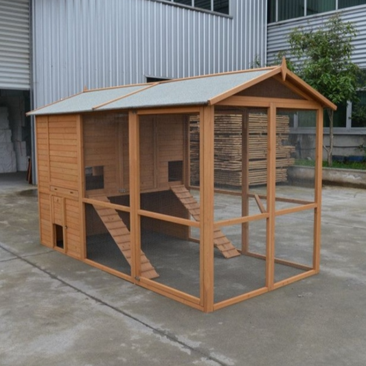 300 cm x 157 cm x 180 cm Large Chicken Coop