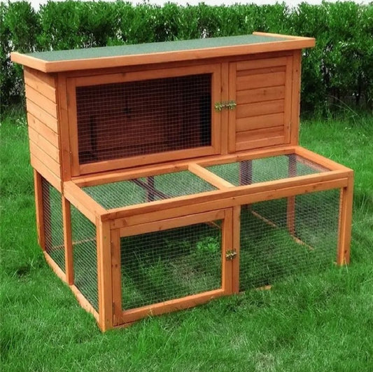 126 cm x 88 cm x 90 cm Medium Rabbit Hutch